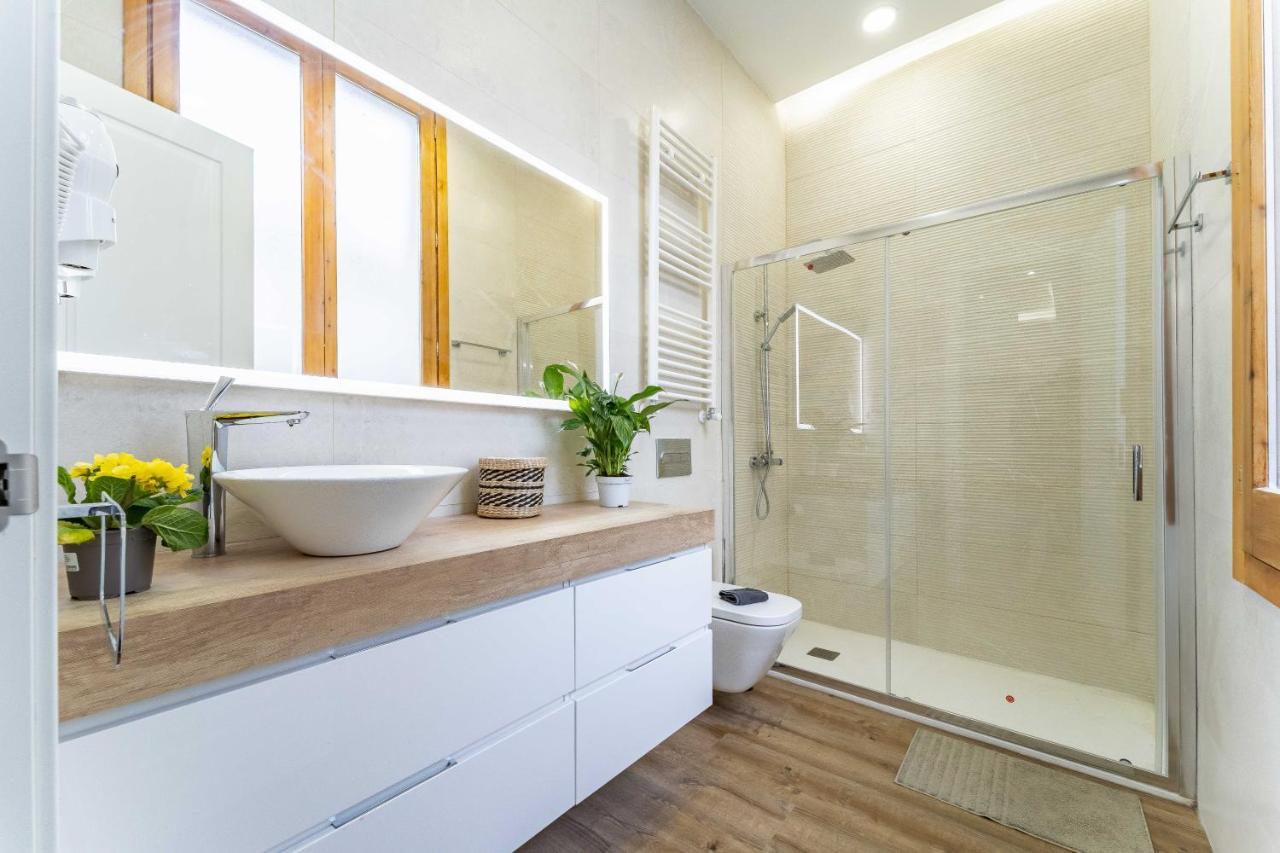 Exclusive Luxury Apartment In Central Madrid Eksteriør billede