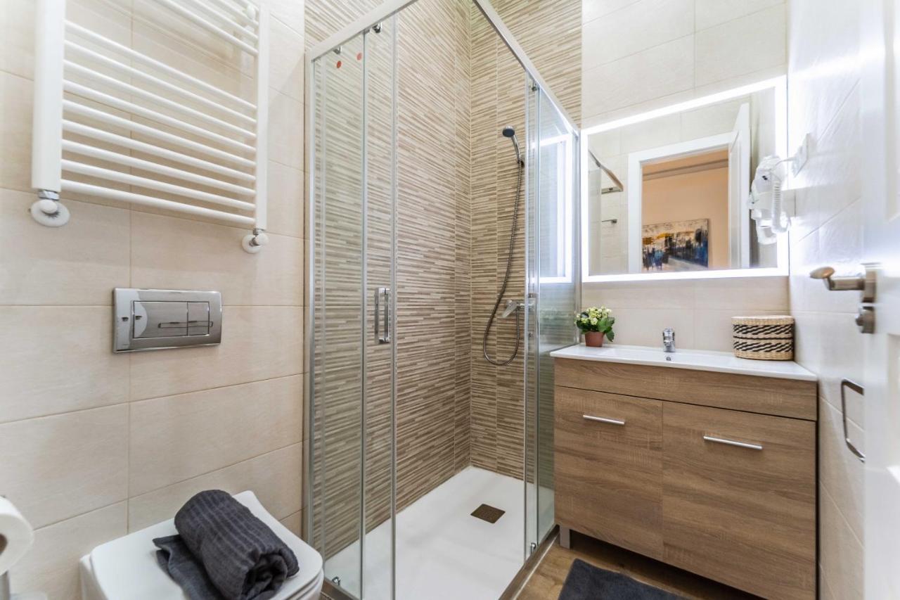 Exclusive Luxury Apartment In Central Madrid Eksteriør billede