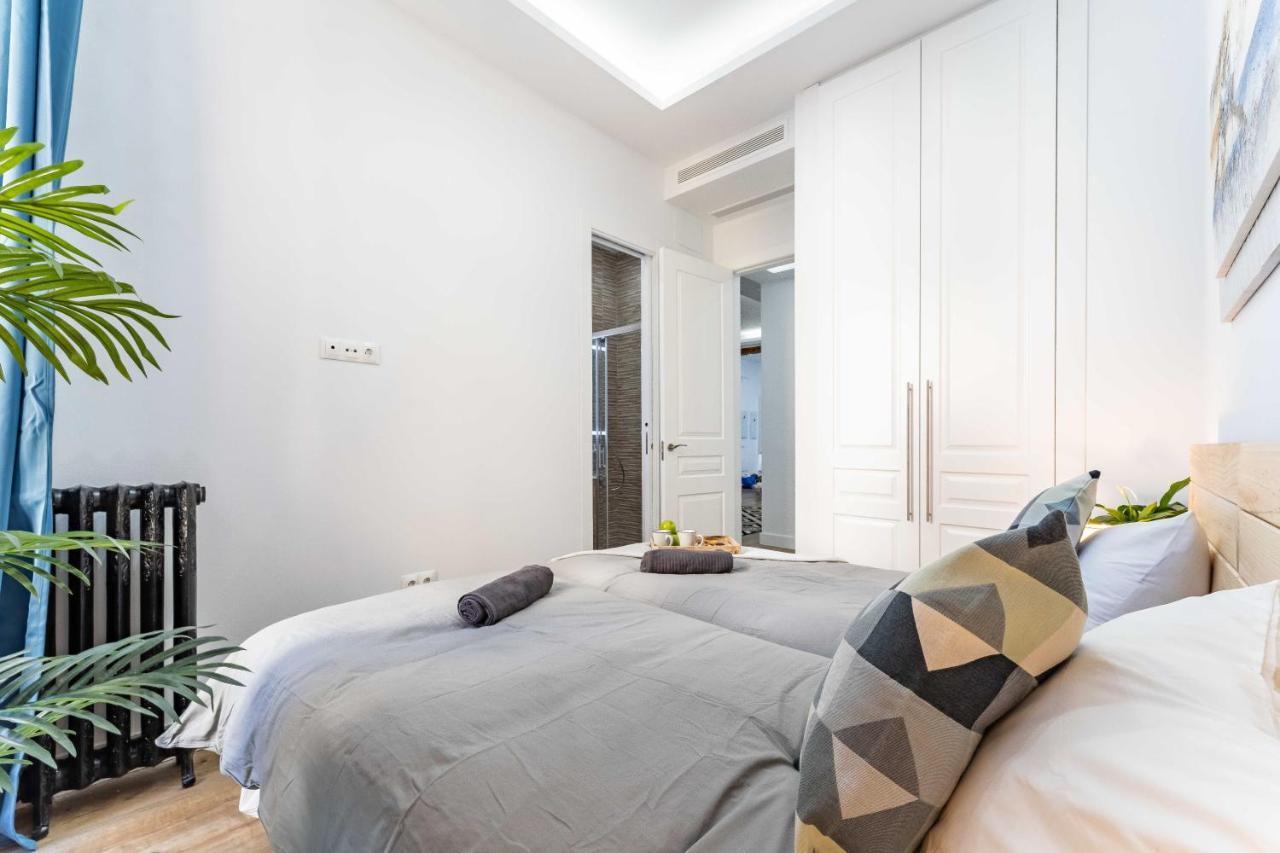 Exclusive Luxury Apartment In Central Madrid Eksteriør billede