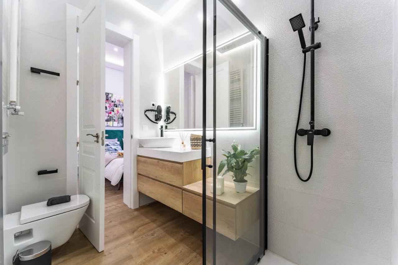 Exclusive Luxury Apartment In Central Madrid Eksteriør billede